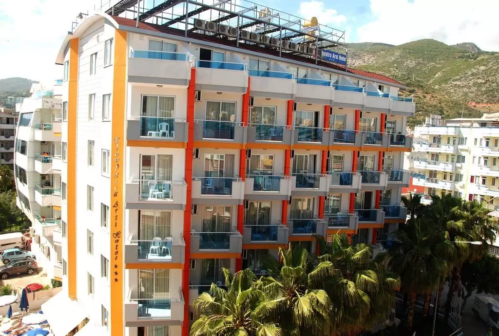 hotel kleopatra arsi alanya_shabavizparvaz_01.jpg